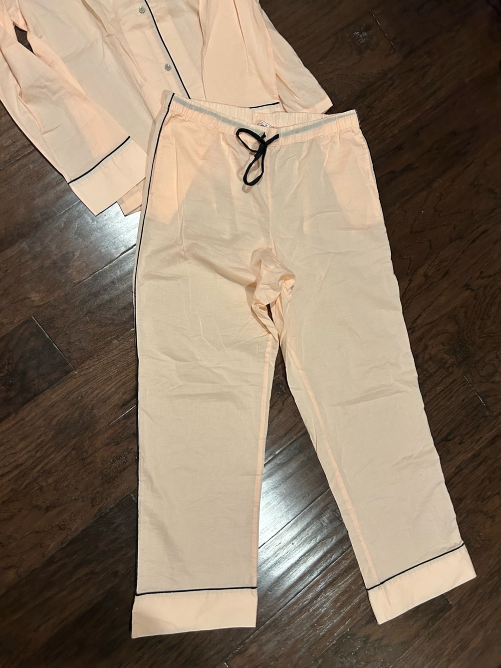 Victoria's Secret Pink Pajama Set with Black Piping Trim NWOT Large - Picture 3 of 9